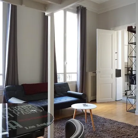 Apartment Rue Paul Valery 16